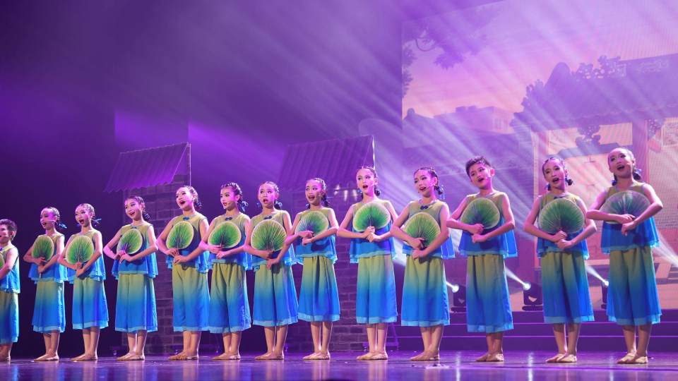 17個(gè)節(jié)目獲金獎(jiǎng)!廣東省第十三屆少兒藝術(shù)花會(huì)閉幕